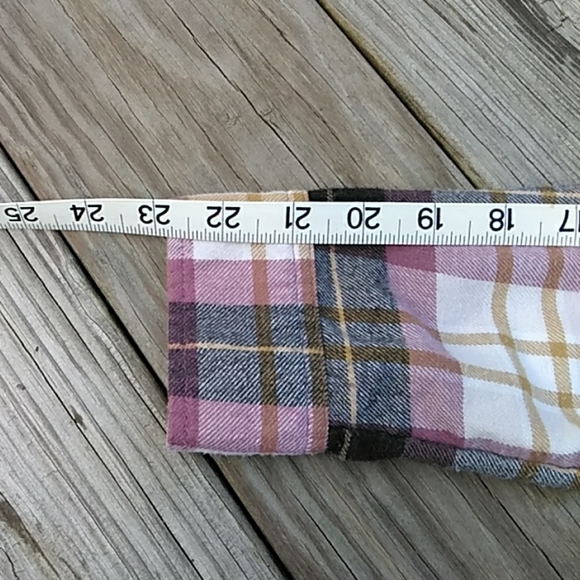 American Eagle Boyfriend Fit Flannel. Sz XS - Picture 4 of 4